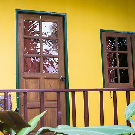 Janrassamee Home Stay Ко Чанг Экстерьер фото