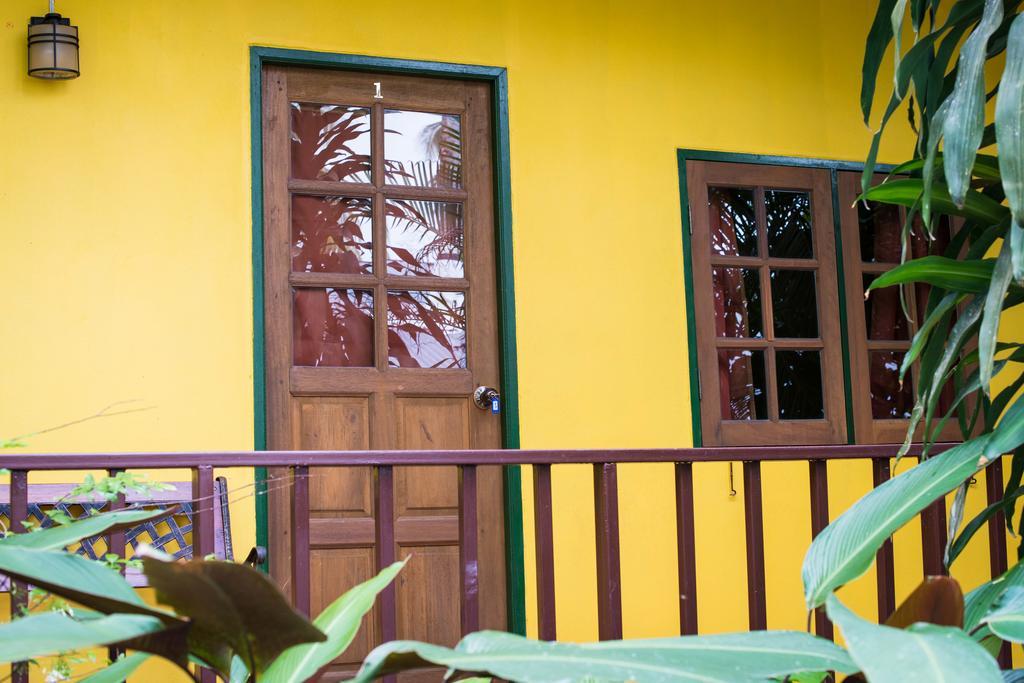 Janrassamee Home Stay Ко Чанг Экстерьер фото